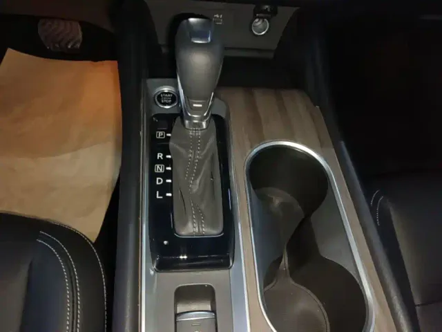 Nissan Teana — Фото автомобиля 13
