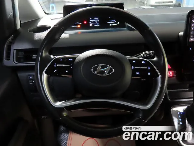 Hyundai Staria — Фото автомобиля 11