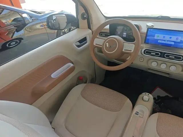 Wuling Hongguang Mini EV — Фото автомобиля 10