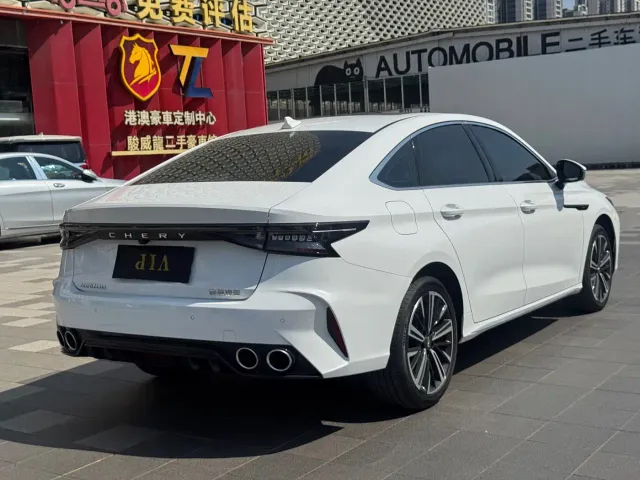 Chery Arrizo 8 — Фото автомобиля 15
