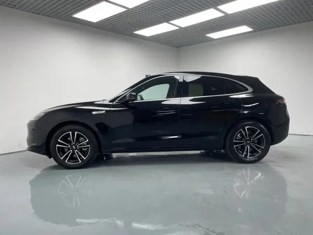 Aito M5 — Фото автомобиля 4