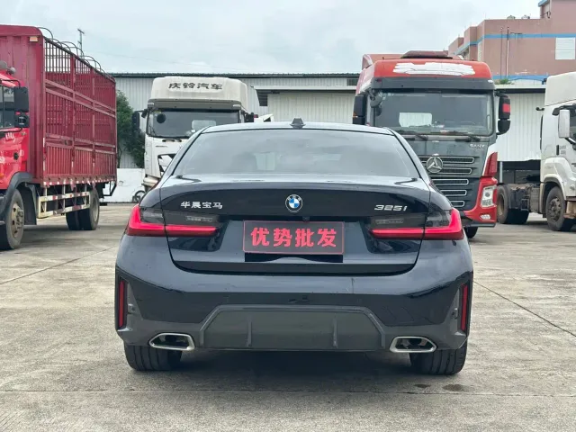 BMW 3 Series — Фото автомобиля 8