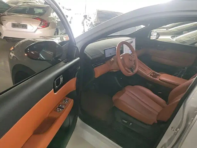 Wuling Starlight S — Фото автомобиля 15