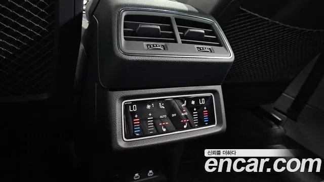 Audi SQ8 e-tron — Фото автомобиля 19