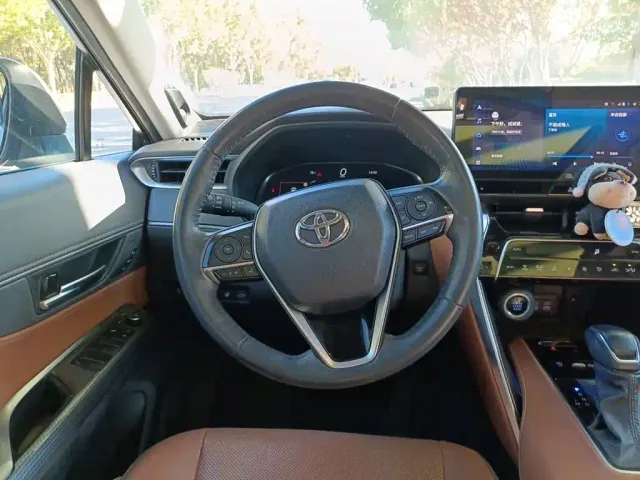 Toyota Venza — Фото автомобиля 11