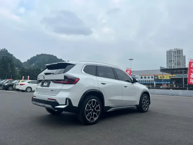BMW X1 — Фото автомобиля 9