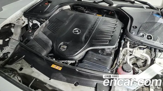 Mercedes-Benz E-Class — Фото автомобиля 6