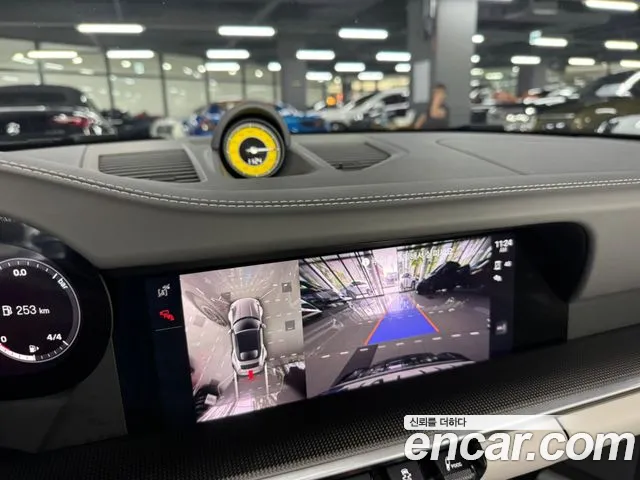 Porsche 911 Turbo S Кабриолет — Фото автомобиля 9