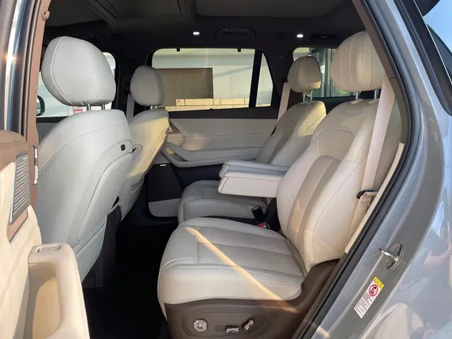 Denza Denza N8L 2025 Standard — Фото автомобиля 10