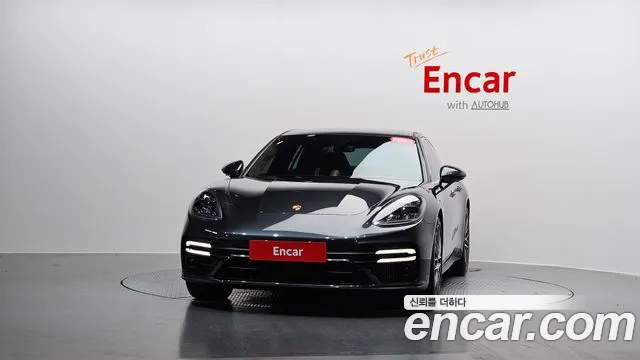 Porsche Panamera — Фото автомобиля 3