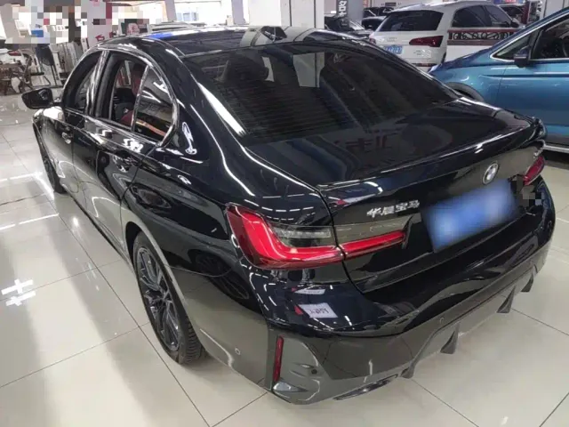 BMW 3 Series — Фото автомобиля 4