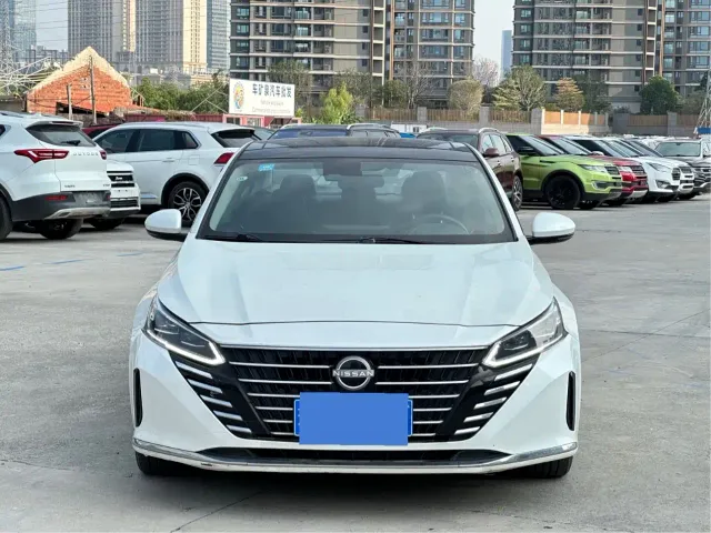 Nissan Teana — Фото автомобиля 2