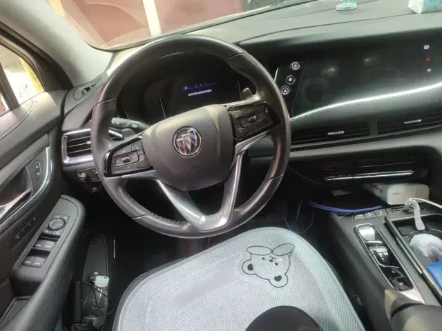 Buick Enclave — Фото автомобиля 2