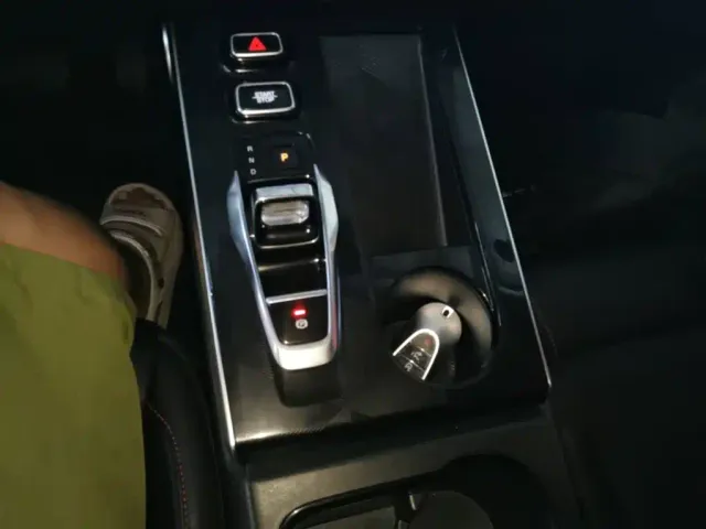 GAC Trumpchi Emkoo — Фото автомобиля 13