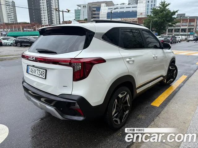 Kia Seltos — Фото автомобиля 3