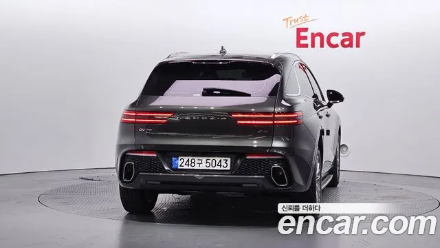 Genesis GV70 — Фото автомобиля 4