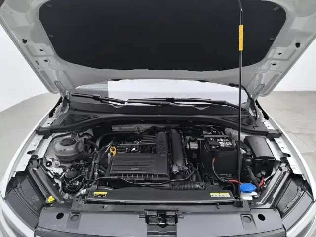 Volkswagen Bora 2024 200TSI DSG Smooth Ride Edition — Фото автомобиля 6