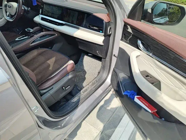 Geely Xingyue L — Фото автомобиля 19