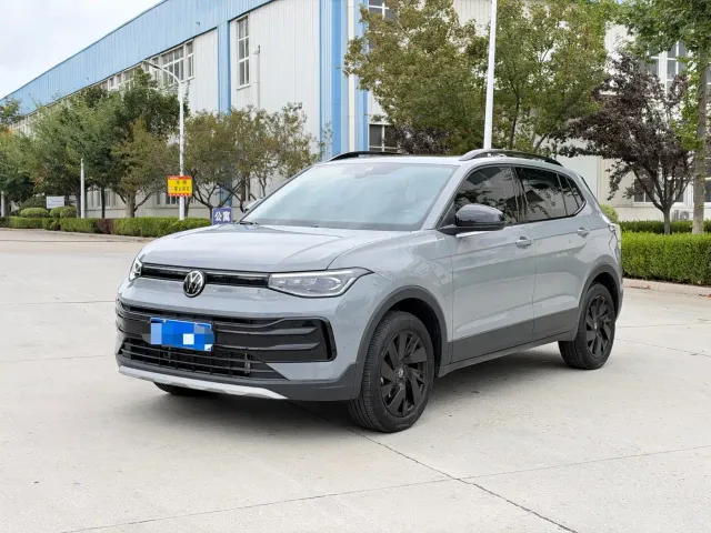 Фотография автомобиля — Volkswagen Tharu