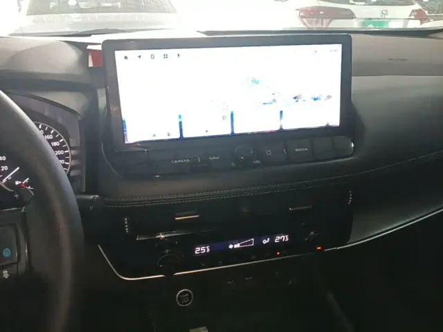 Nissan X-Trail — Фото автомобиля 8