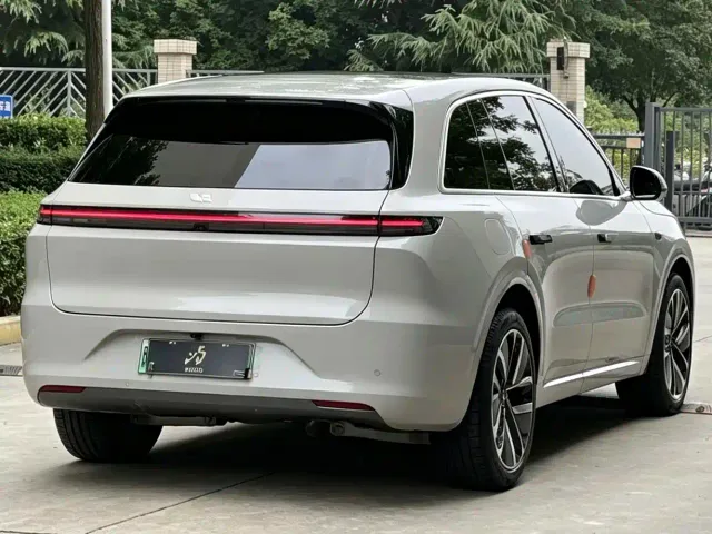 Li Auto Li Auto L6 2024 Max — Фото автомобиля 6
