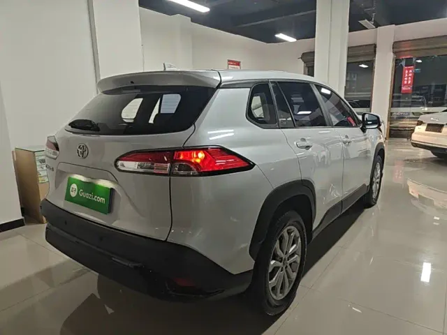 Toyota Frontlander — Фото автомобиля 6