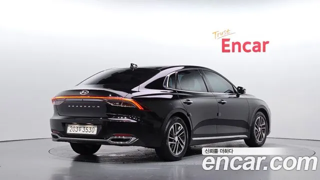 Hyundai Grandeur New — Фото автомобиля 2