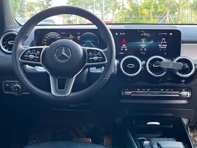 Mercedes-Benz GLB-Class — Фото автомобиля 11
