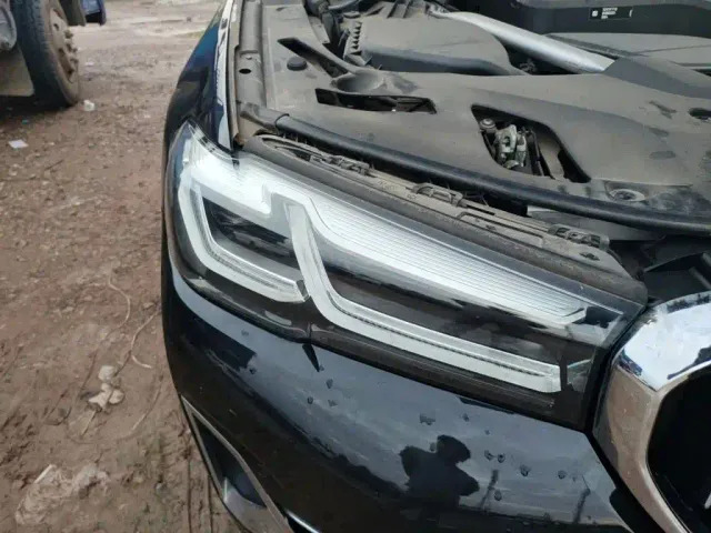 BMW 5 Series — Фото автомобиля 7