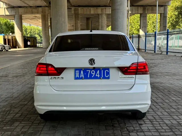 Volkswagen Santana — Фото автомобиля 5