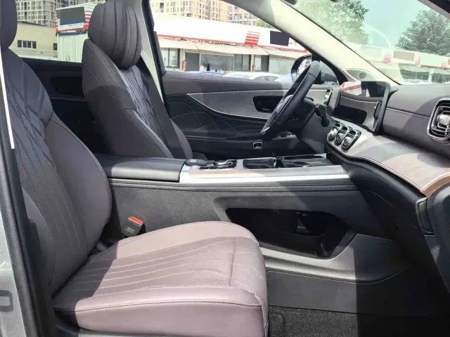 Chery Tiggo 9 C-DM — Фото автомобиля 5