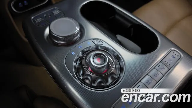 Genesis GV60 — Фото автомобиля 9