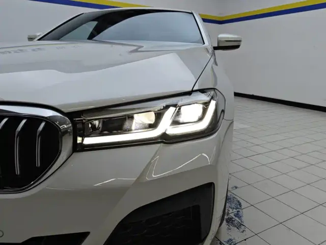 BMW 5 Series — Фото автомобиля 5
