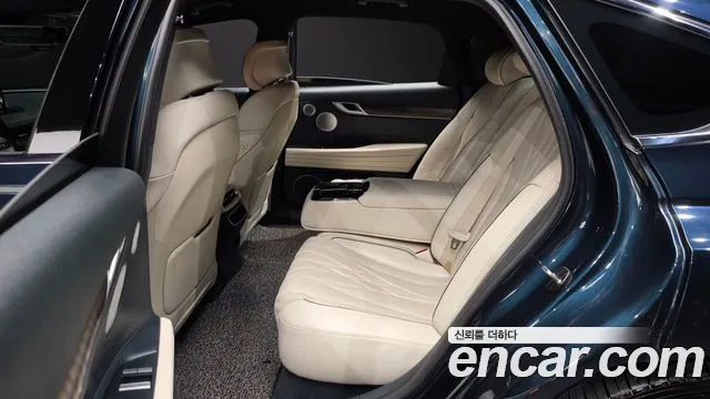 Genesis G80 Electrified G80 (RG3) — Фото автомобиля 10