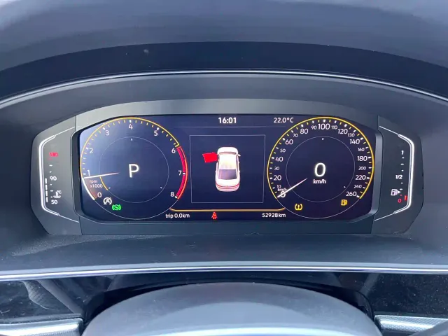 Volkswagen Passat — Фото автомобиля 10