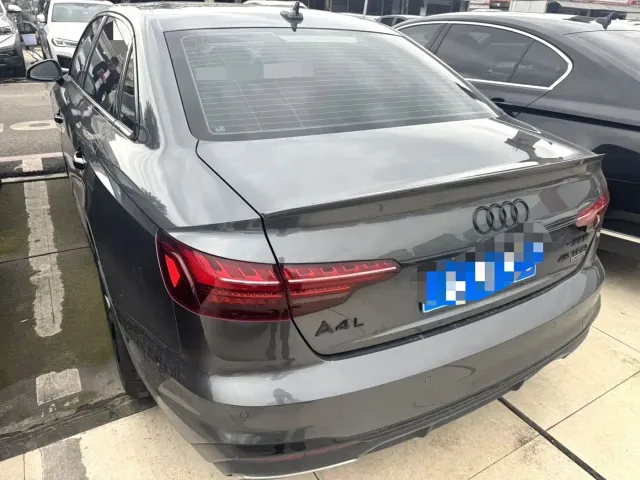 Audi A4L — Фото автомобиля 3