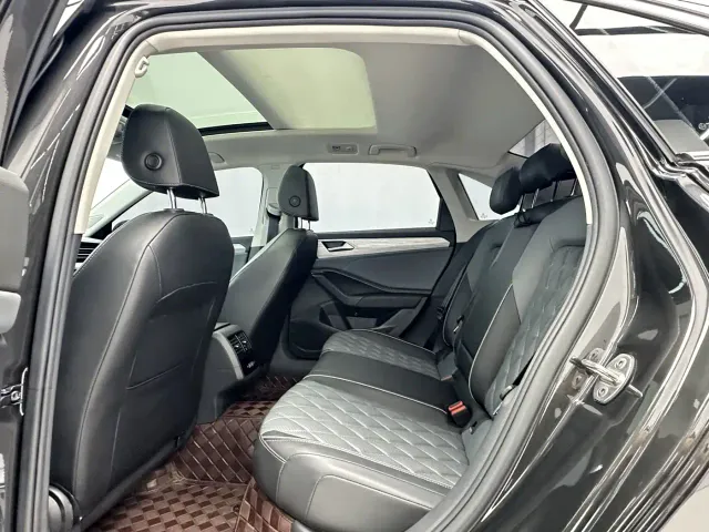 Volkswagen Sagitar — Фото автомобиля 5