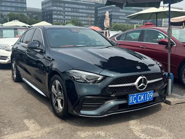Mercedes-Benz C-Class — Фото автомобиля 3