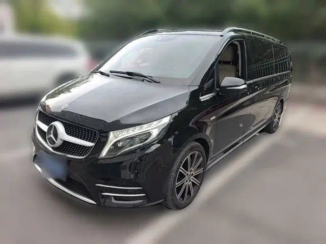 Фотография автомобиля — Mercedes-Benz V-Class