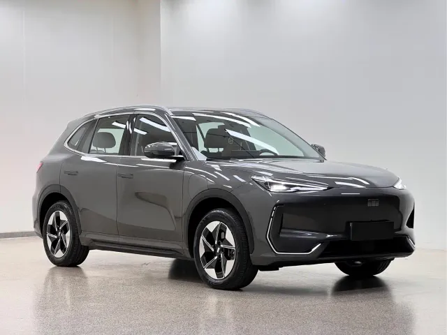 Geely Galaxy E5 — Фото автомобиля 3