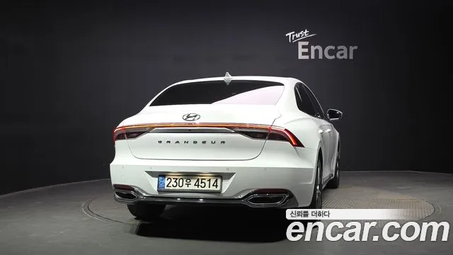 Hyundai Grandeur Новый Grandeur IG — Фото автомобиля 4