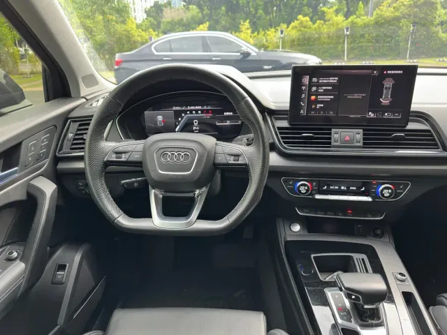 Audi Q5L — Фото автомобиля 15