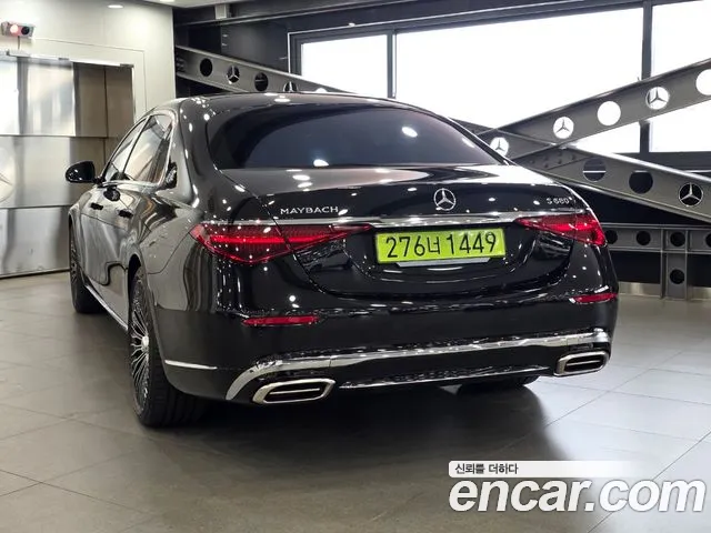 Mercedes-Benz S-Class — Фото автомобиля 3