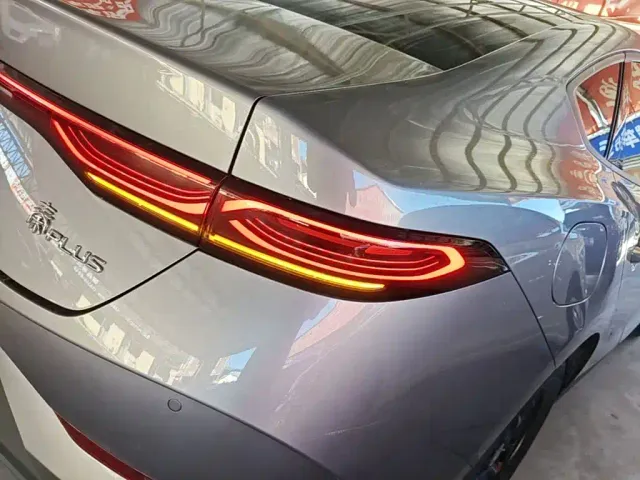 BYD Qin PLUS — Фото автомобиля 7