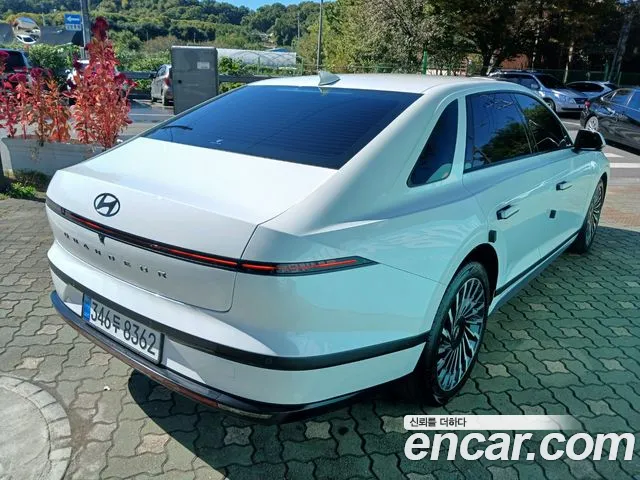 Hyundai Grandeur GN7 — Фото автомобиля 4