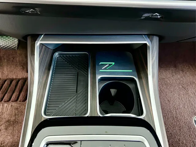 BMW 7 Series — Фото автомобиля 16