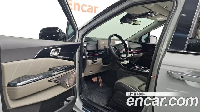 Kia Canival — Фото автомобиля 10