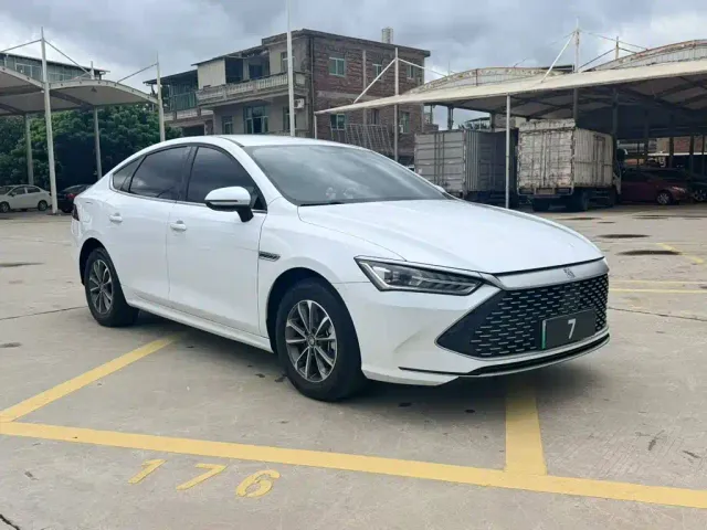 BYD Qin PLUS — Фото автомобиля 3