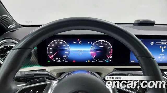 Mercedes-Benz A-Class W177 — Фото автомобиля 8