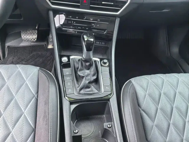 Volkswagen Sagitar — Фото автомобиля 14